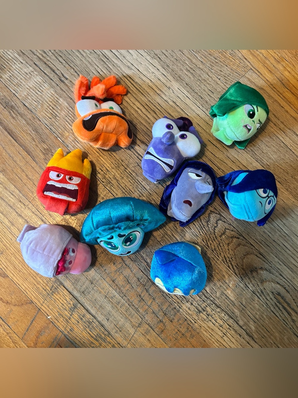 Disney Inside Out 2 Plush headbands Emotions Assortment - Multicolor - Picture 2 of 16